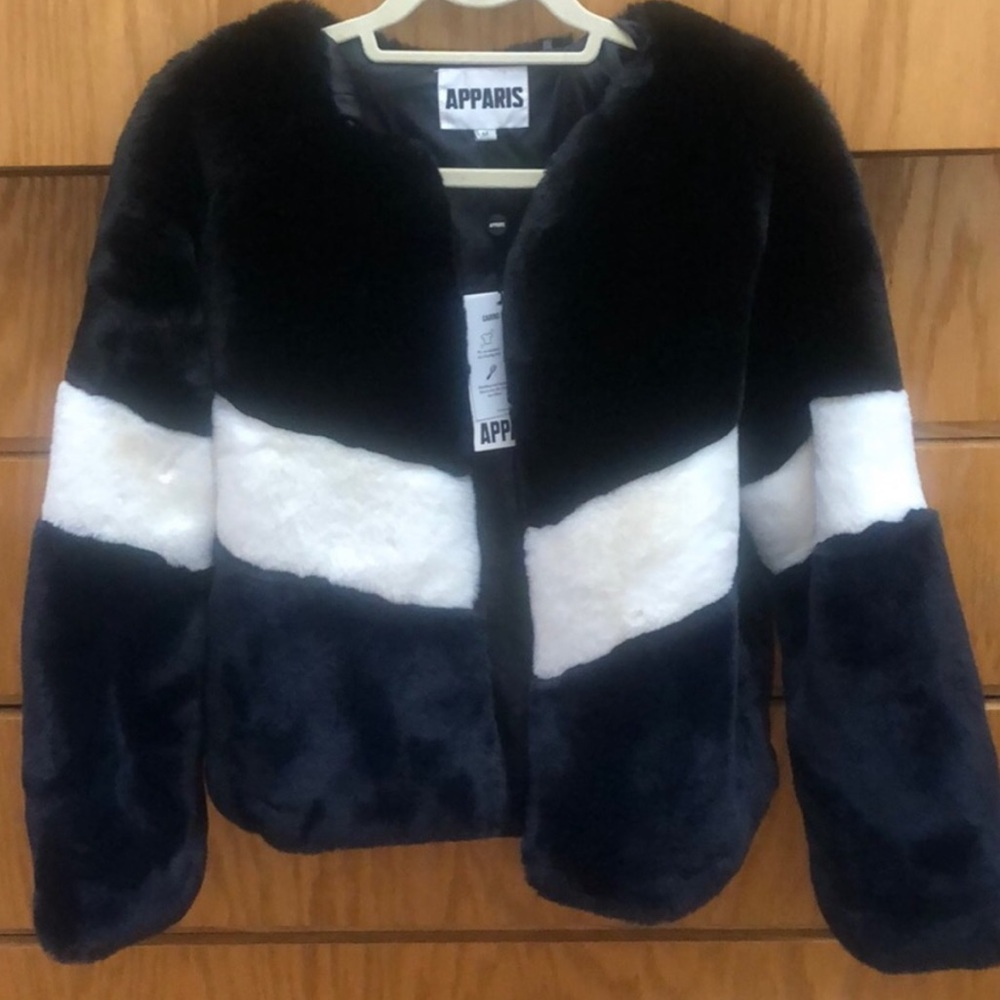 Brand new Apparis coat